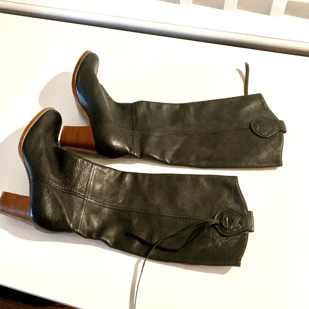 Coach Black Leather Mid-Calf Almond Toe 3” Chunky Heeled Boots Size 9.5
